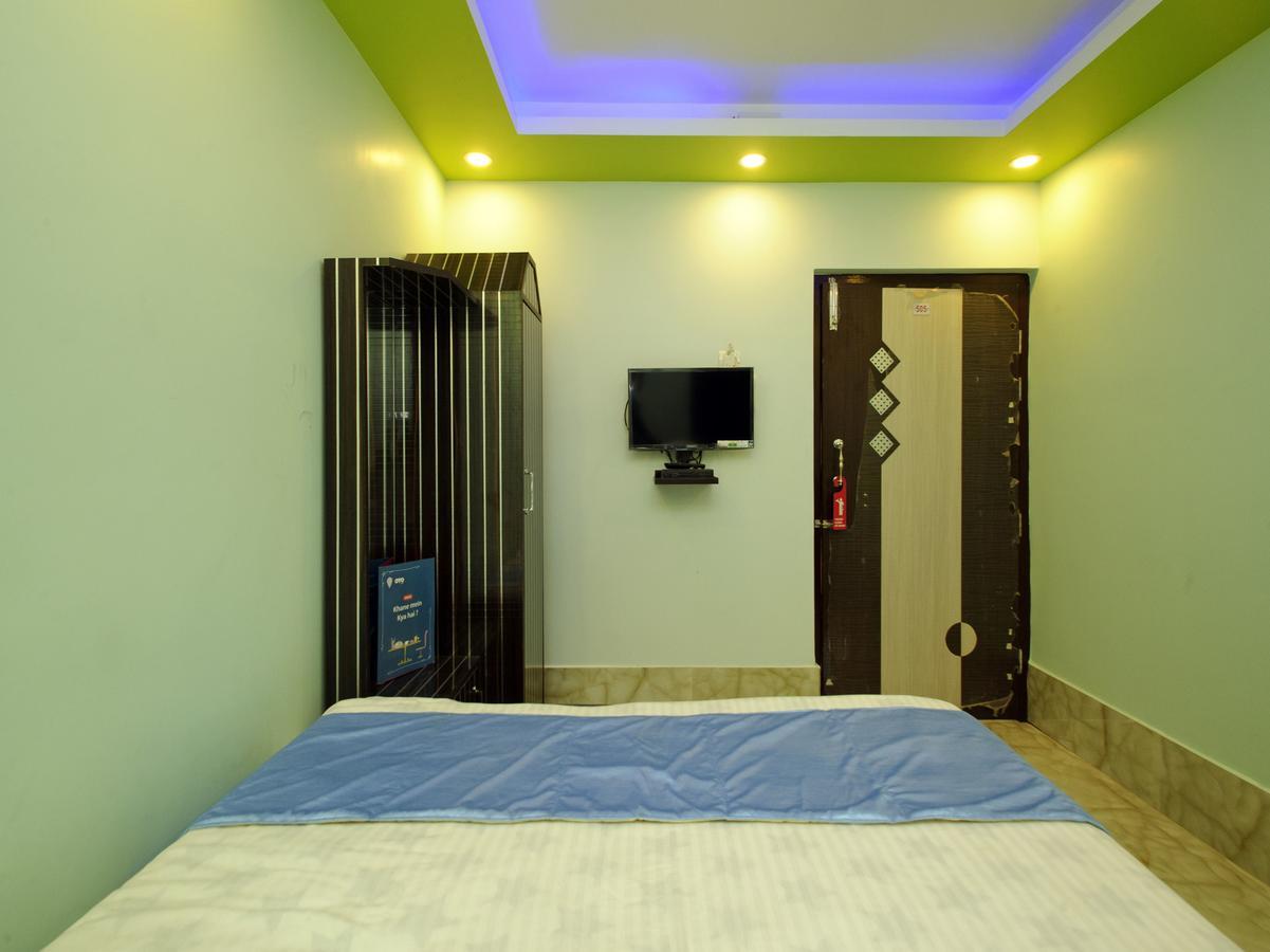 Oyo 8972 Dum Dum Hotel Kolkata Exterior photo